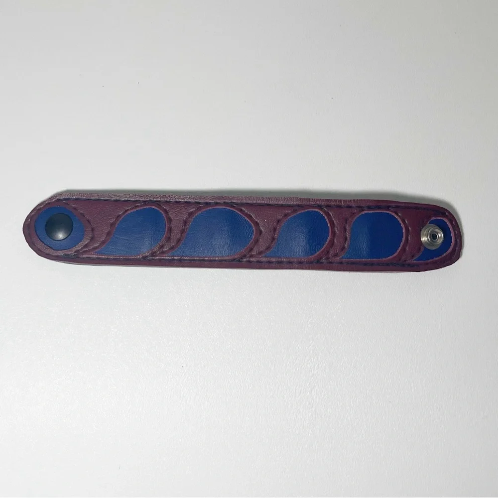 Handmade Vinyl Cuff - Picture 8 of 9